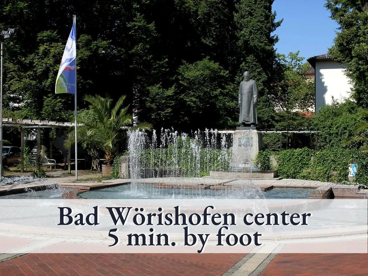 Gemuetliche Ferienwohnung In Bester Lage Mit Grosser Sitzecke L Innenstadtnaehe L 1 Minute Zum Bahnhof L Kueche L Tv L Free-Wlan L Willkommen Im Hallo!-Apartment 7 바트보리쇼펜 0*,